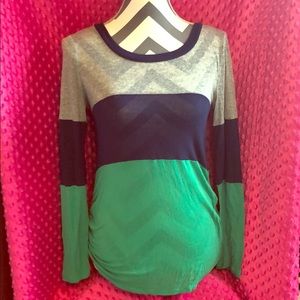 Monteau Los Angeles long sleeve top size small